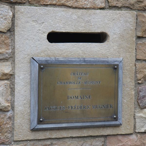 photo of Mugnier Plaque